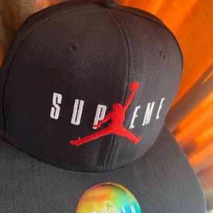 Supreme Jordan 6 Panel Cap (authentic)
